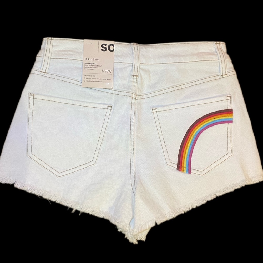 White Cutoff Short